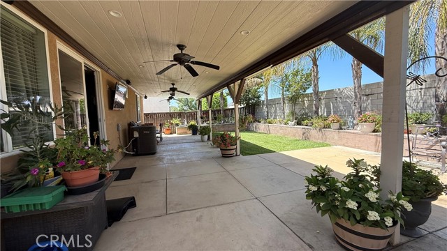 14347 Annadale Drive, Moreno Valley CA: https://media.crmls.org/medias/02cb95d8-11d1-4e6d-b7fd-3c2a16c8a8cc.jpg
