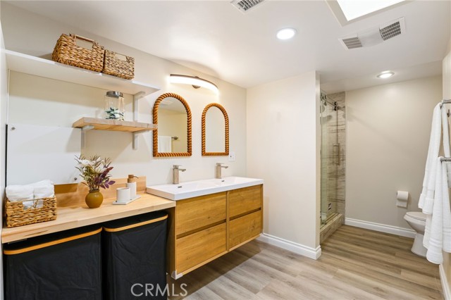 Detail Gallery Image 11 of 15 For 2270 via Puerta #N,  Laguna Woods,  CA 92637 - 2 Beds | 2 Baths