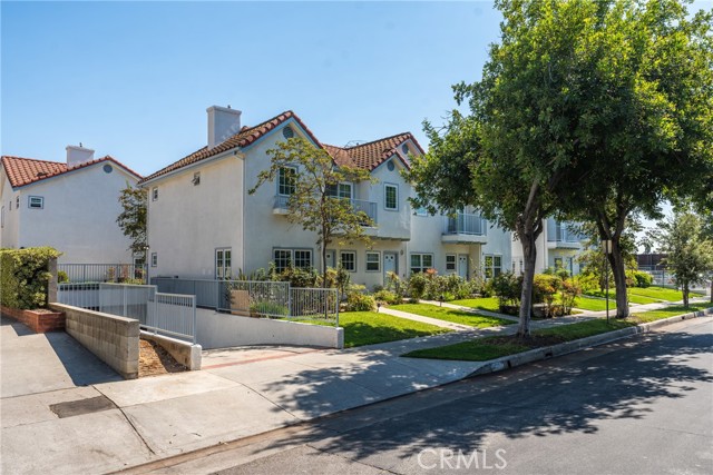 Detail Gallery Image 26 of 32 For 42 N Michigan Ave #5,  Pasadena,  CA 91106 - 3 Beds | 2/1 Baths