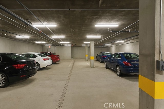 Detail Gallery Image 13 of 15 For 22735 Del Valle St #2,  Woodland Hills,  CA 91364 - 1 Beds | 1 Baths