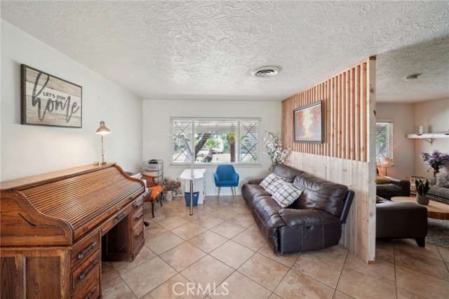 Detail Gallery Image 18 of 54 For 6769 Sunset Cir, Riverside,  CA 92505 - 3 Beds | 2 Baths