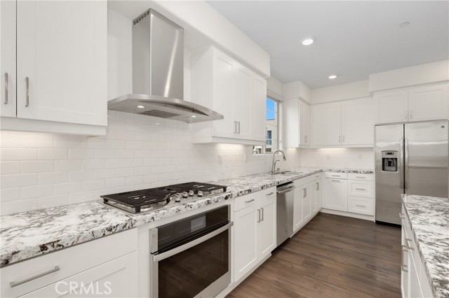 175 Cadence, Irvine CA: https://media.crmls.org/medias/02cea634-015e-4ecb-b6a5-0664109b95a9.jpg