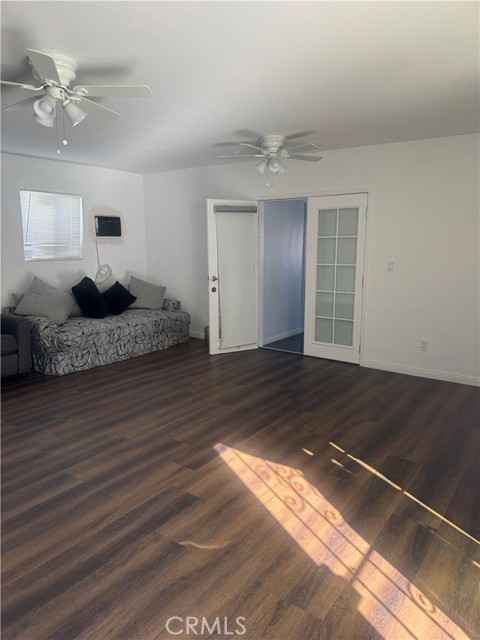 Detail Gallery Image 12 of 48 For 404 Poinsettia, Compton,  CA 90221 - 3 Beds | 2 Baths