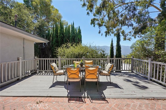Detail Gallery Image 34 of 41 For 4527 Leata Ln, La Canada Flintridge,  CA 91011 - 2 Beds | 2 Baths