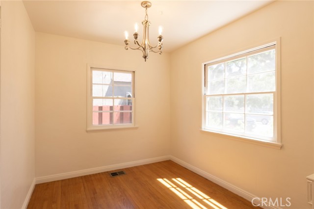 757 E Doran Street, Glendale CA: https://media.crmls.org/medias/02d05e82-6f02-4817-9991-20af4ec786a7.jpg