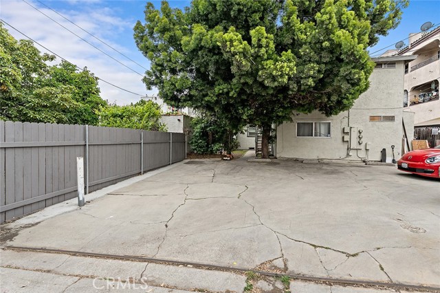905 Gardenia Avenue, Long Beach CA: https://media.crmls.org/medias/02d06120-ca47-494f-a580-0baaa2c25b21.jpg