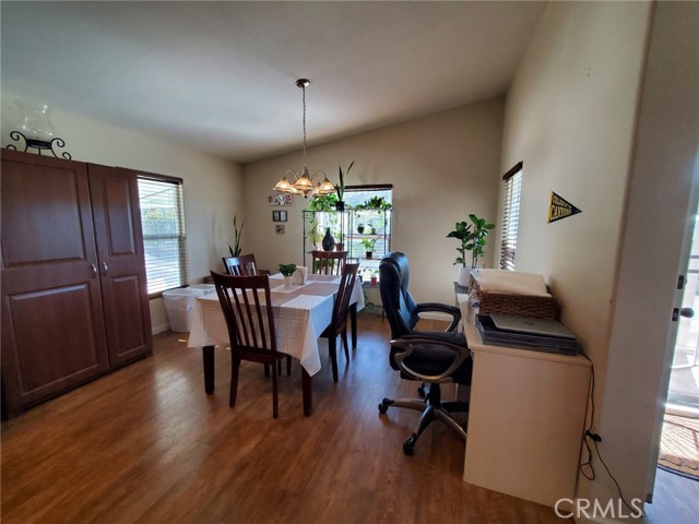 Detail Gallery Image 11 of 23 For 30000 Sand Canyon Rd #20,  Canyon Country,  CA 91387 - 3 Beds | 2 Baths