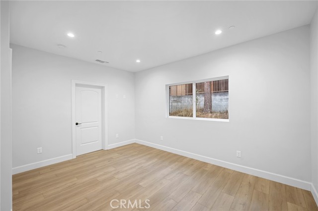 Detail Gallery Image 21 of 38 For 357 Harvey Dr #102,  Glendale,  CA 91206 - 3 Beds | 2/1 Baths