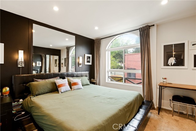 716 Maltman Avenue, Los Angeles CA: https://media.crmls.org/medias/02d1a88d-2b1d-4a10-a068-9f82f0ea10d4.jpg