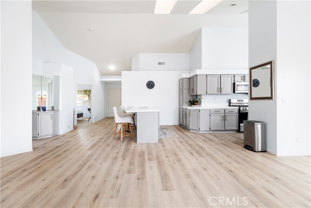 Front Image Thumbnail for CRPW26062942