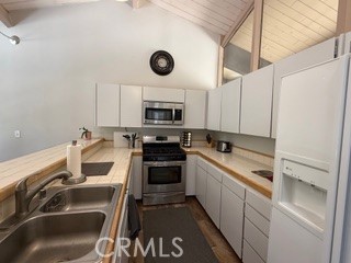 Detail Gallery Image 15 of 37 For 872 Sierra Vista, Twin Peaks,  CA 92391 - 3 Beds | 2 Baths