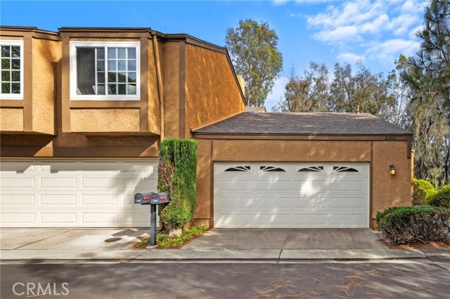 Detail Gallery Image 1 of 32 For 24842 Leto Cir, Mission Viejo,  CA 92691 - 3 Beds | 2 Baths
