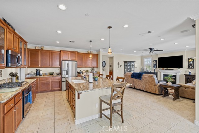 Detail Gallery Image 18 of 55 For 4882 Hawk Ridge Ave, Fontana,  CA 92336 - 4 Beds | 3/1 Baths