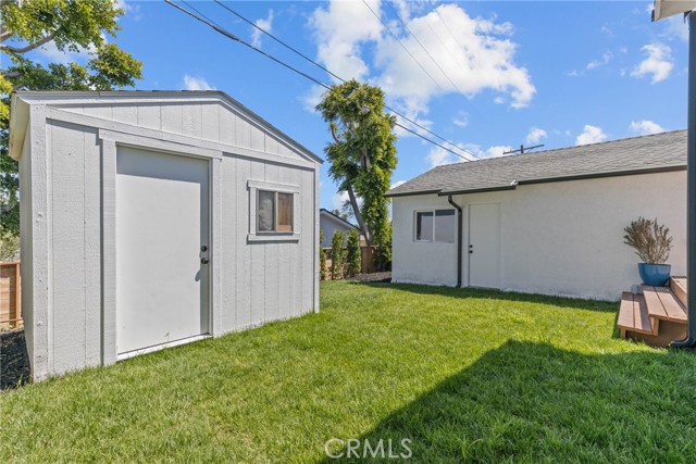 Detail Gallery Image 20 of 23 For 1724 S Fairfax, Los Angeles,  CA 90019 - 3 Beds | 2 Baths