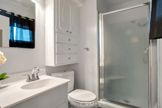 Detail Gallery Image 18 of 26 For 13678 Marchant Ave, Sylmar,  CA 91342 - 3 Beds | 2 Baths
