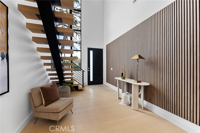 Detail Gallery Image 5 of 70 For 3932 S Minerva Ave, Los Angeles,  CA 90066 - 6 Beds | 6/1 Baths