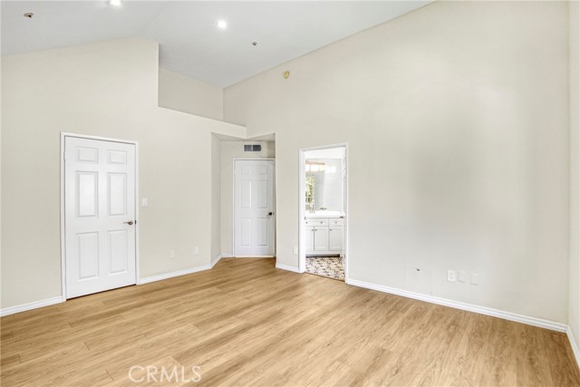 14383 Nordhoff Street, Panorama City CA: https://media.crmls.org/medias/02d68076-e476-4f15-b8d5-51cccf635f2d.jpg