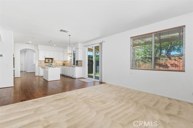 31090 Nassau Court, Temecula CA: https://media.crmls.org/medias/02d6c2e2-bda9-4bef-b061-906202033cc1.jpg