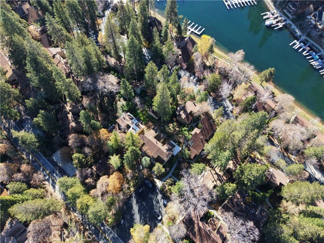 Detail Gallery Image 60 of 71 For 27657 Peninsula #110 Dr, Lake Arrowhead,  CA 92352 - 4 Beds | 2/1 Baths