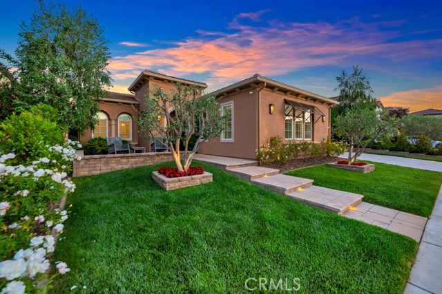 Detail Gallery Image 3 of 41 For 6888 Copper Creek Pl, Moorpark,  CA 93021 - 4 Beds | 3/1 Baths