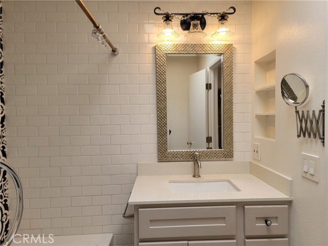 Detail Gallery Image 13 of 18 For 4312 W 182nd St, Torrance,  CA 90504 - 2 Beds | 2/1 Baths
