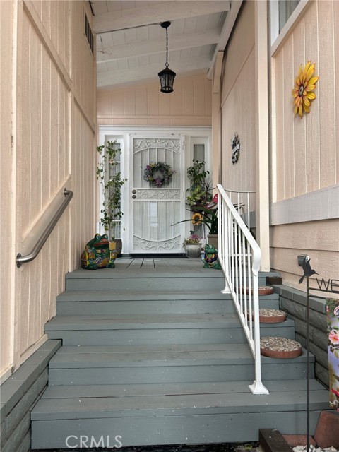 Detail Gallery Image 3 of 36 For 1550 Rimpau, Corona,  CA 92881 - 2 Beds | 2 Baths