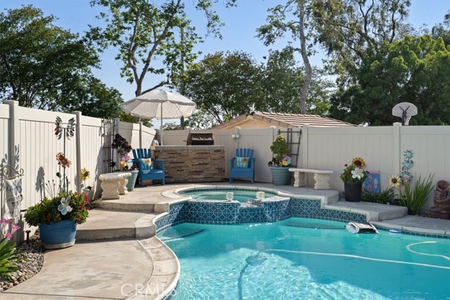 Detail Gallery Image 25 of 31 For 29159 Palm View Ln, Highland,  CA 92346 - 4 Beds | 3 Baths
