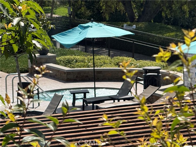 Detail Gallery Image 26 of 39 For 12 Poppyfield Ln, Rancho Santa Margarita,  CA 92688 - 3 Beds | 2/1 Baths