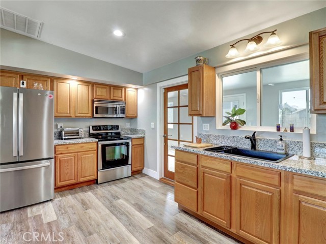 Detail Gallery Image 14 of 34 For 19636 White Sage Trl, Desert Hot Springs,  CA 92241 - 2 Beds | 2 Baths