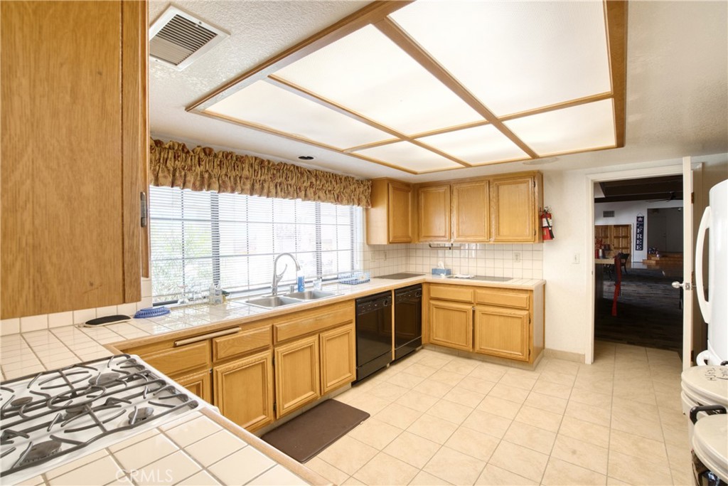 MLS #DW25245116 image #38