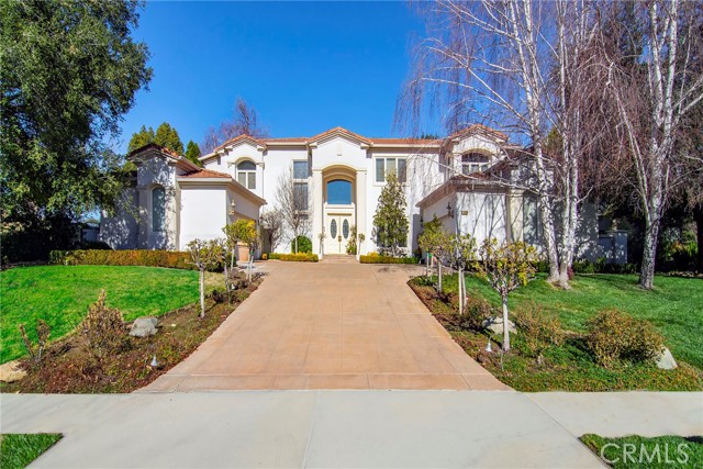 25339 Prado De Los Arboles, Calabasas CA: https://media.crmls.org/medias/02db15ba-1474-4b48-b92b-422f8fd827cb.jpg