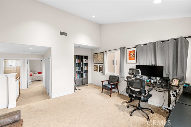 939 Via Camino, Wilmington CA: https://media.crmls.org/medias/02dc0076-6529-4139-8c1f-6e6060e7aba0.jpg