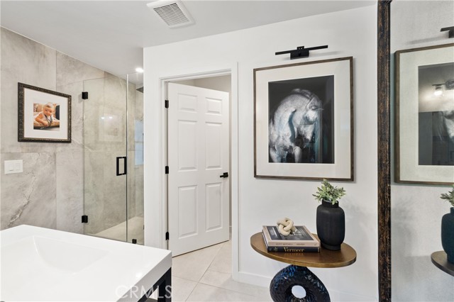 Detail Gallery Image 38 of 69 For 23202 Aetna St, Woodland Hills,  CA 91367 - 5 Beds | 4 Baths