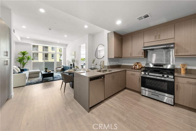 168 S Monterey Street, Alhambra CA: https://media.crmls.org/medias/02dd3cad-9176-4c9c-b84c-1f26815092f0.jpg