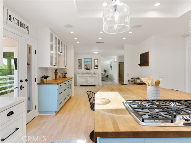 7 Roanwood Drive, Rolling Hills Estates, California 90274, 5 Bedrooms Bedrooms, ,3 BathroomsBathrooms,Residential,Sold,Roanwood,PV23113404