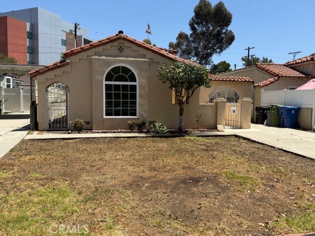 1854 Lansdowne Avenue, Los Angeles CA: https://media.crmls.org/medias/02ddae7a-2dcc-402c-9b1c-2008dcac46af.jpg