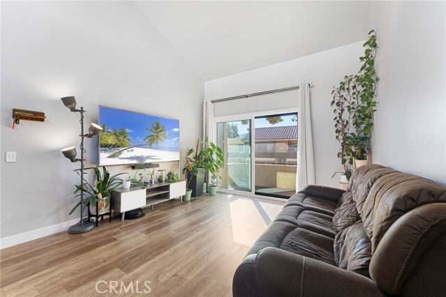 Detail Gallery Image 5 of 25 For 18754 Mandan #1302,  Canyon Country,  CA 91351 - 3 Beds | 2 Baths