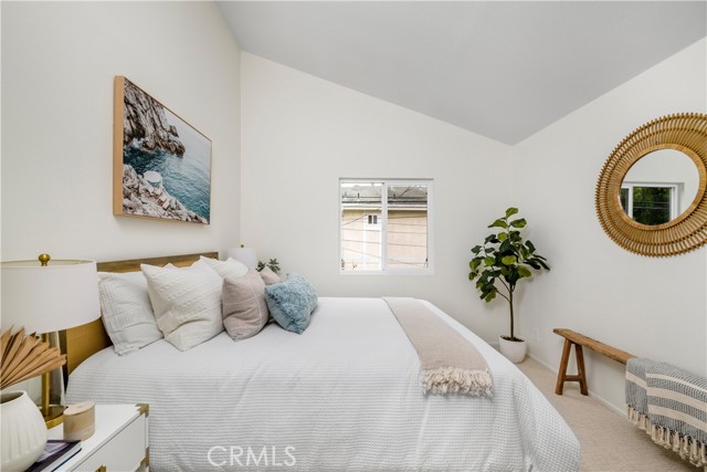 2222 Curtis Avenue, Redondo Beach CA: https://media.crmls.org/medias/02dfba38-2299-4dbb-8520-14316ab5d2b4.jpg