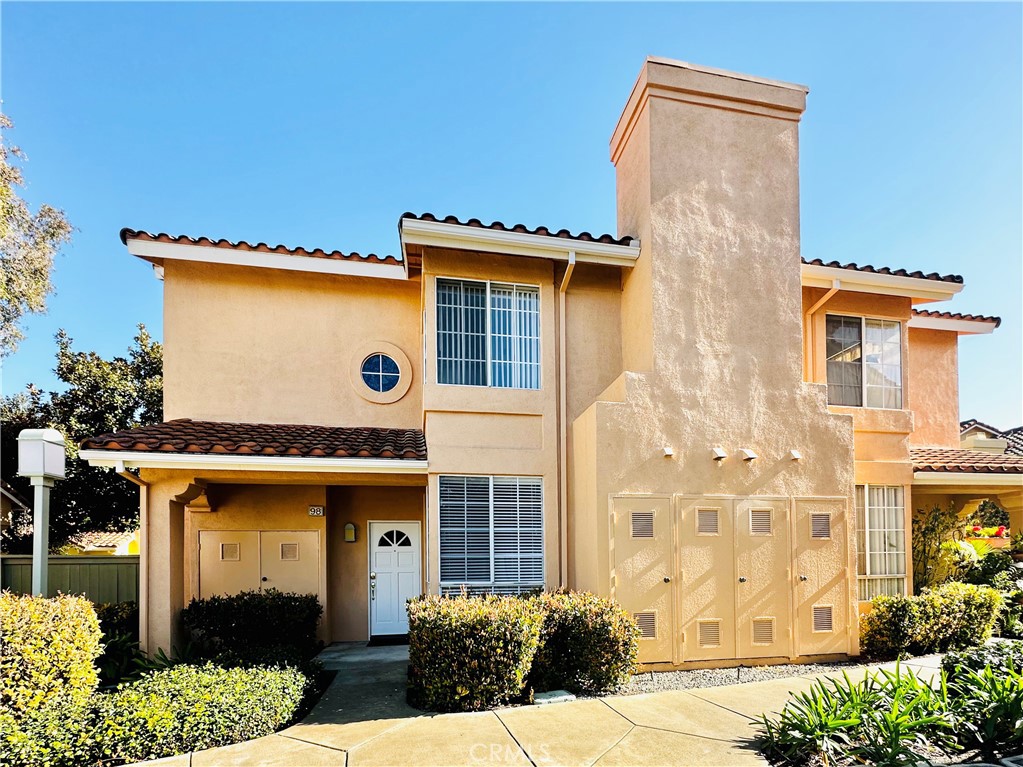 98 Alicante Aisle 144, Irvine, CA 92614