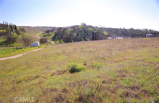 5385 Morning Star Place, Paso Robles CA: https://media.crmls.org/medias/02e03d8c-87ef-44cd-b0ef-1df0288aac33.jpg