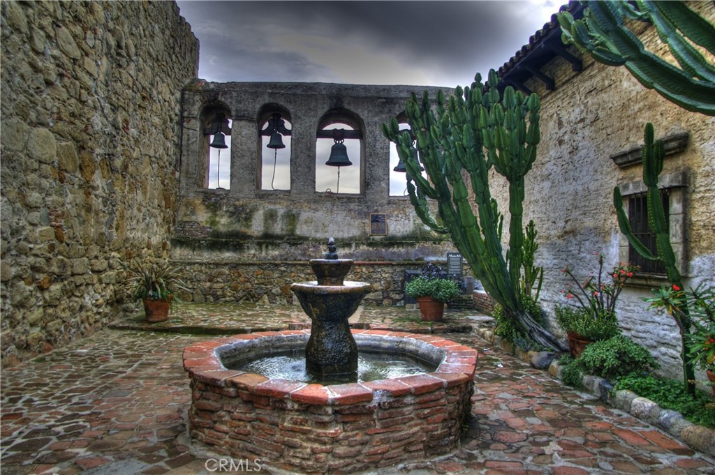 MLS #OC25227880 image #25