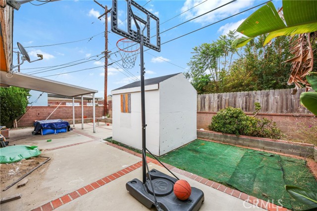 Detail Gallery Image 25 of 32 For 2612 Manhattan Beach Bld, Gardena,  CA 90249 - 3 Beds | 2 Baths