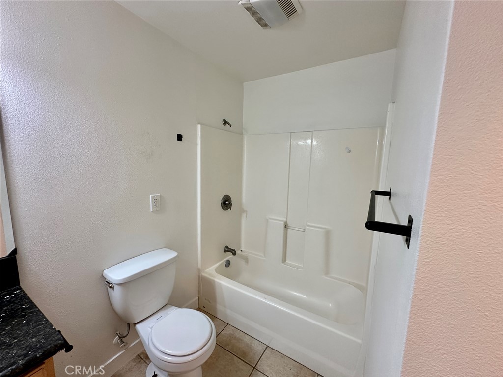 https://media.crmls.org/medias/02e34d00-8043-49a6-8028-60d1592d747b.jpg?preset=X-Large