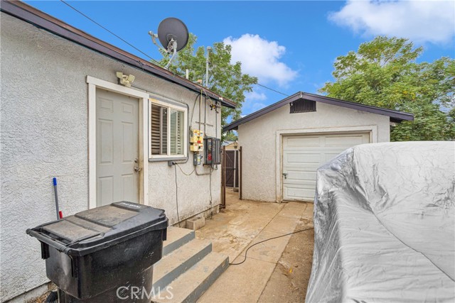 1554 N Sierra Way, San Bernardino CA: https://media.crmls.org/medias/02e38ad0-c7c1-4f74-b779-2e037f0cbee7.jpg