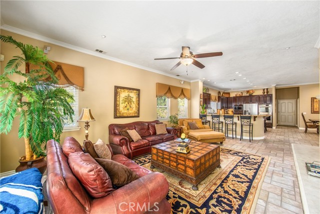 Detail Gallery Image 15 of 65 For 652 Fairway Dr, Redlands,  CA 92373 - 5 Beds | 4/1 Baths