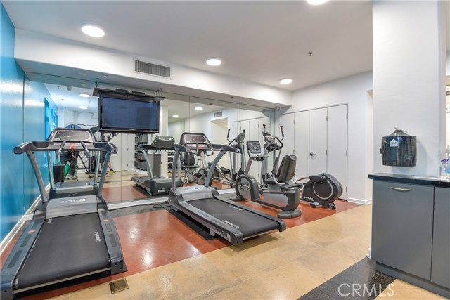 Detail Gallery Image 31 of 33 For 250 N First St #321,  Burbank,  CA 91502 - 2 Beds | 2 Baths