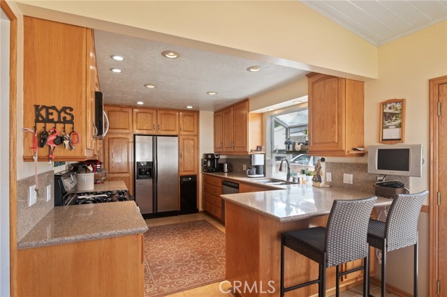 Detail Gallery Image 11 of 33 For 23714 Alliene Ave, Torrance,  CA 90501 - 4 Beds | 2 Baths