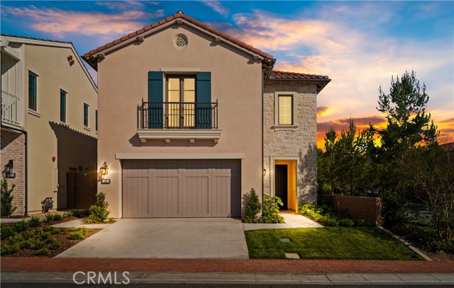 Detail Gallery Image 1 of 17 For 214 Fiore, Irvine,  CA 92602 - 4 Beds | 4 Baths