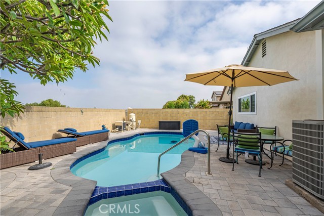 11811 La Serna Drive, Whittier CA: https://media.crmls.org/medias/02e62584-7ba2-4156-819d-d10ccda5ef9c.jpg