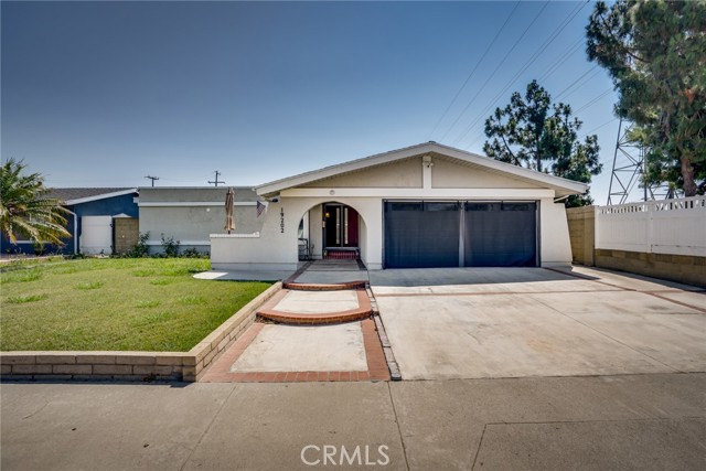 19202 Hickory Lane, Huntington Beach CA: https://media.crmls.org/medias/02e69b95-2885-4172-b8b6-8969ffa1fb1d.jpg